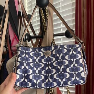 coach mini shoulder bag